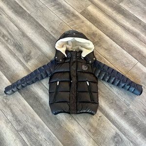 DIESEL Black & Navy Puffer Coat with Removable Fleece lined Hood. Size 8